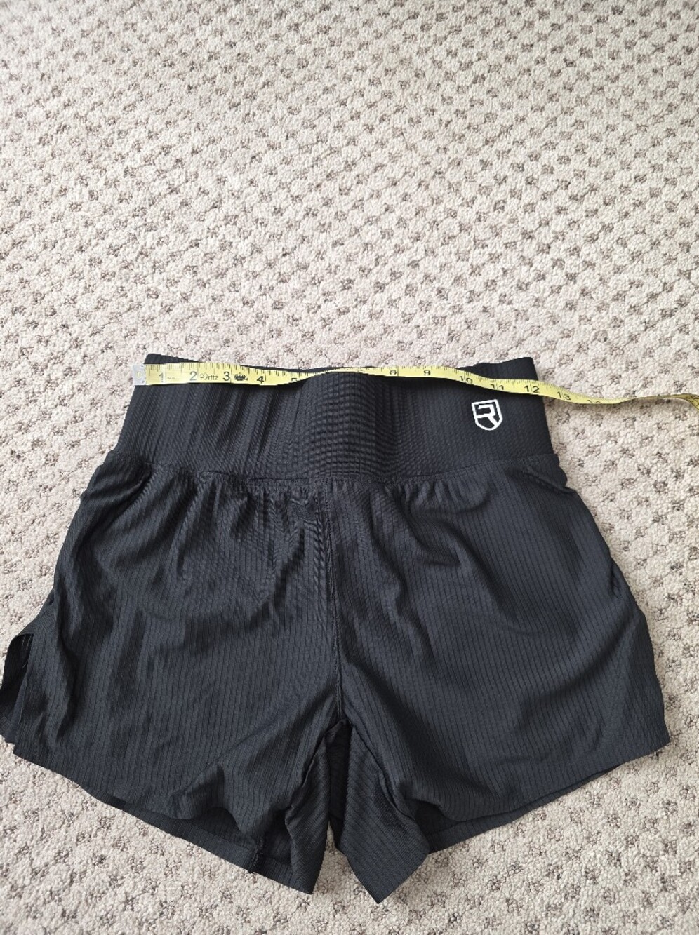 Rise Free To Be Shorts - Picture 5 of 6